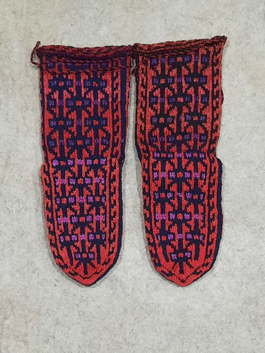 جوراب پشمی سنتی