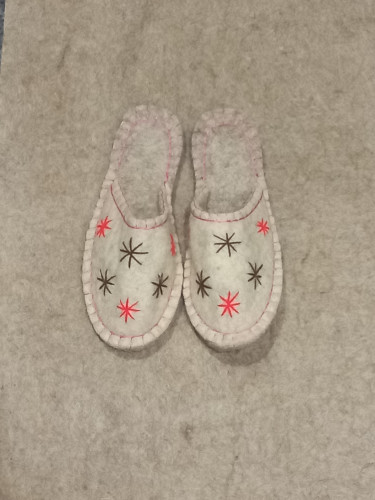 پاپوش نمدی زنانه